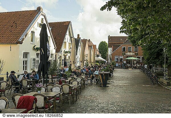 Restaurants  Greetsiel  East Frisia  Lower Saxony  Germany  Europe