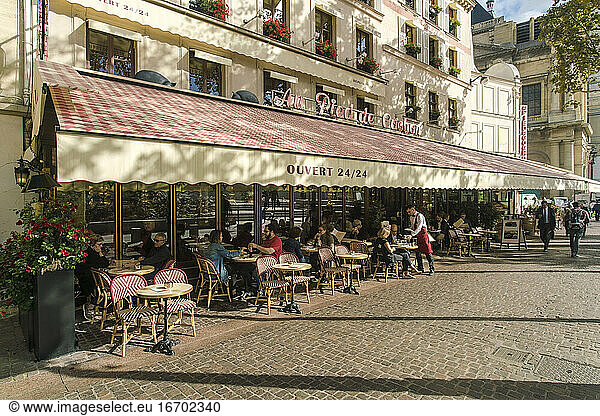 Restaurants on Rue Coquillière  close to Rue De Louvre  Chatelet le Halles  2nd Arr.