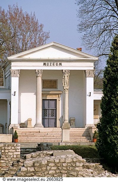 Reste der römischen Stadt von Aquincum  Obuda  in der Nähe von Budapest  Ungarn-Museum und Ausgrabungen