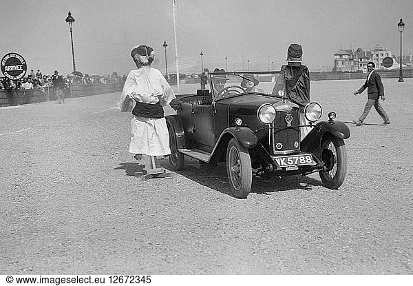 Riley auf der Boulogne Motor Week  Frankreich  1928. Künstler: Bill Brunell.
