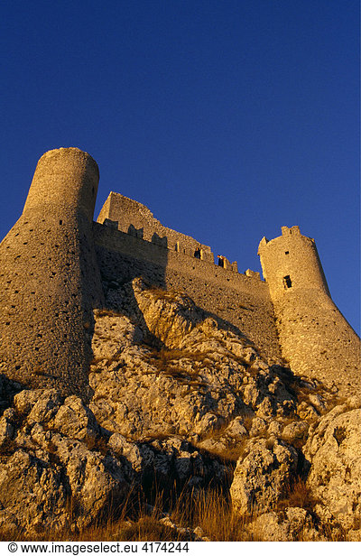 Rocca Calascio  Castel del Monte  Abruzzen  Italien