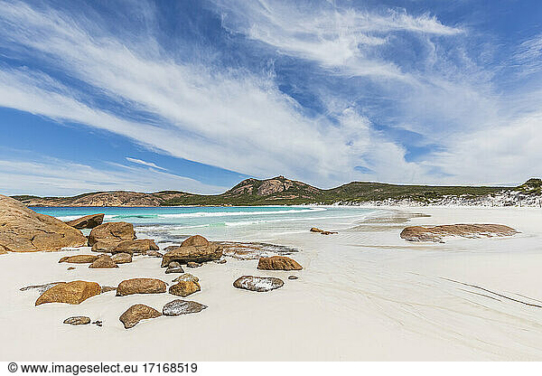 Rocks on sandy beach and turquoise sea  Cape Le Grand National Park  Australia
