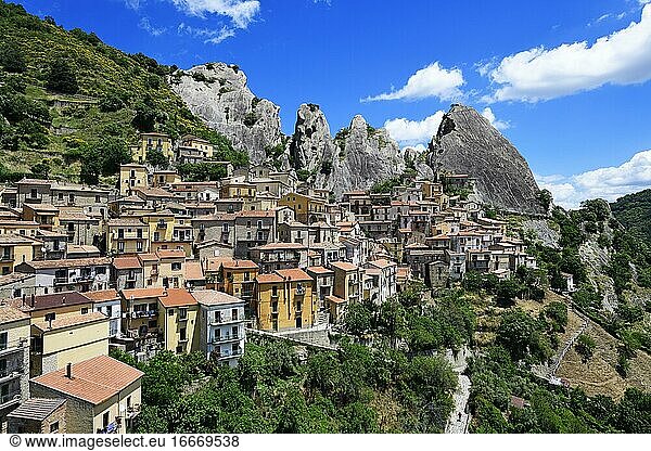 Rocky village Castelmezzano  Basilicata  Italy  Europe