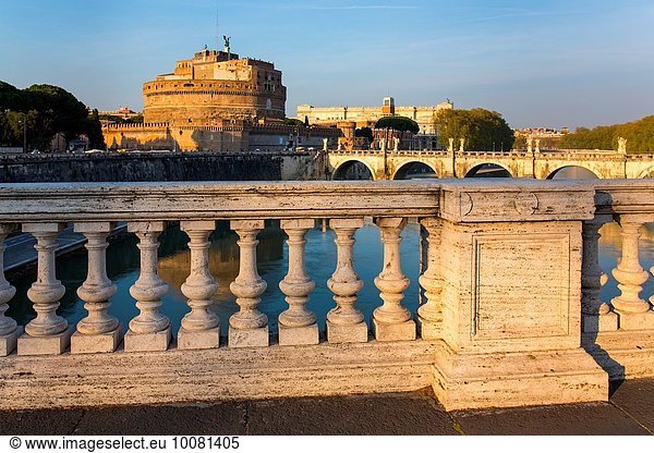 Rom Hauptstadt Europa Palast Schloß Schlösser Brücke Heiligtum Italien