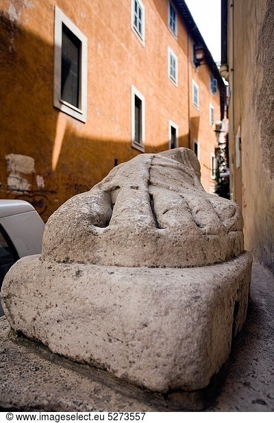 Rom Hauptstadt Straße Statue übergroß antik römisch