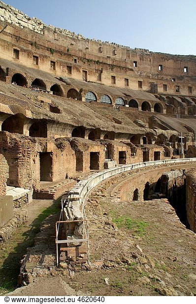 Roma Italia Interior del Coliseo de Roma The interior of the Colosseum in Rome