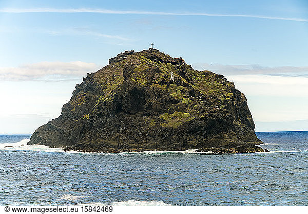 Roque de Garachico bei der Insel Teneriffa im Atlantik