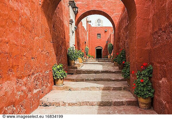 Rote Straße  Kloster Santa Catalina (Convento de Santa Catalina)  Arequipa  Peru