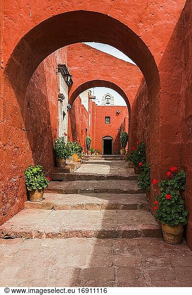 Rote Straße  Kloster Santa Catalina (Convento de Santa Catalina)  Arequipa  Peru