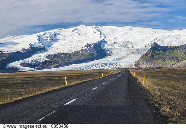 Route 1  leading to Skaftafell National Park and Skaftafellsjokull Glacier  South Region of Iceland (Sudurland)  Iceland  Polar Regions