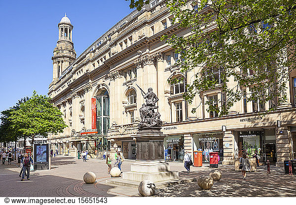 Royal Exchange Theatre and Boer War Memorial  Exchange Street  St. Annes Square  Manchester City centre  Manchester  England  United Kingdom  Europe