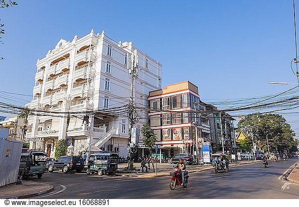 Rue Samsenthai  Vientiane  Laos.