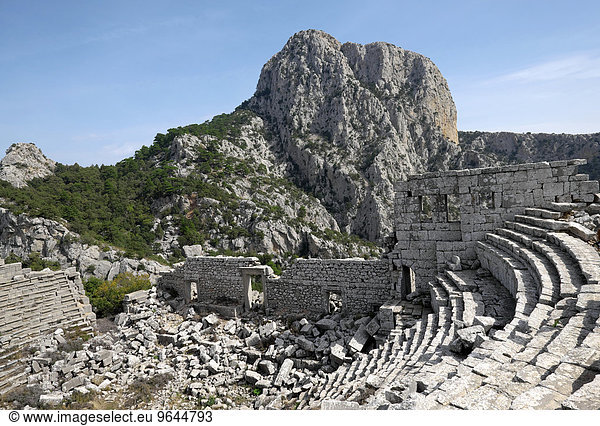 Ruine Amphitheater antike Stadt Termessos Provinz Antalya Türkei Asien