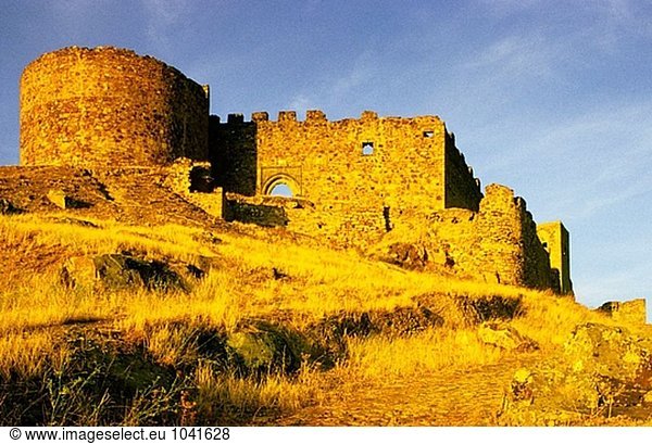 Ruine der Burg. Medellin. Provinz Badajoz. Spanien