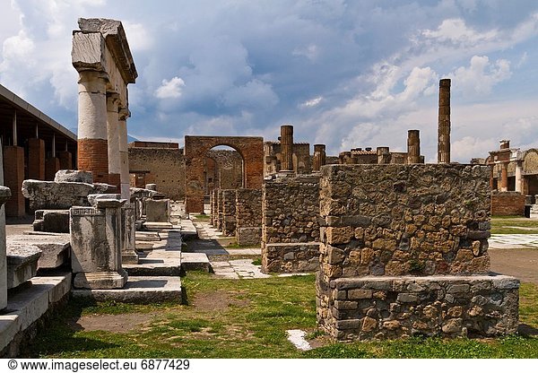 Ruine  Italien