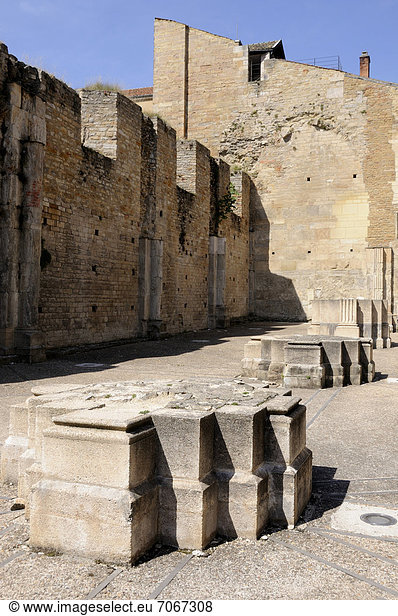 Ruinen der alten Abtei von Cluny  SaÙne-et-Loire  Burgund  Frankreich  Europa