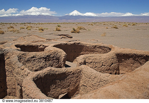 Ruinen des 300 Jahre alten Dorfes Aldea de Tulor  Atacama-Wüste  nördliches Chile  Südamerika