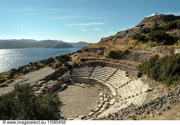 Ruinen des römischen Theaters  Plaka  Insel Milos  Kykladen-Inseln  Griechenland