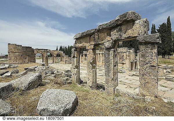 Ruinen von Hierapolis in Denizli  Türkei. Hierapolis war eine antike griechisch-römische Stadt in Phrygien