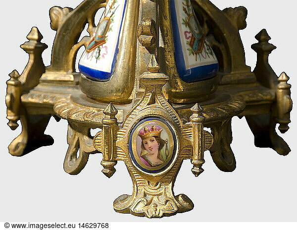 RUSSIAN SALE  Ein Paar Ormolu-Leuchter  neogotisch um 1870 Bronze mit Ã¼berwiegend schÃ¶n erhaltener Feuervergoldung. Mehrteilig gearbeitet  am FuÃŸ Porzellaneinlagen mit handgemalten TrophÃ¤en bzw. gekrÃ¶nten Damenportraits. Innen Inventaretiketten 'ON Villa'. HÃ¶he je 62 5 cm. Provenienz: GroÃŸfÃ¼rstin Olga Nikolaevna Romanova (1822 - 1892) RUSSIAN SALE, Ein Paar Ormolu-Leuchter, neogotisch um 1870 Bronze mit Ã¼berwiegend schÃ¶n erhaltener Feuervergoldung. Mehrteilig gearbeitet, am FuÃŸ Porzellaneinlagen mit handgemalten TrophÃ¤en bzw. gekrÃ¶nten Damenportraits. Innen Inventaretiketten 'ON Villa'. HÃ¶he je 62,5 cm. Provenienz: GroÃŸfÃ¼rstin Olga Nikolaevna Romanova (1822 - 1892),