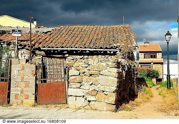 Rustikale Häuser in Bustarviejo  Madrid  Spanien.