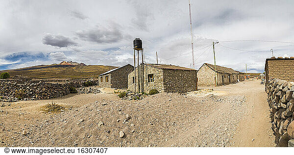 Südamerika  Bolivien  Altiplano  Atacama  Salar de Uyuni  Tahar  Vulkan Tunupa