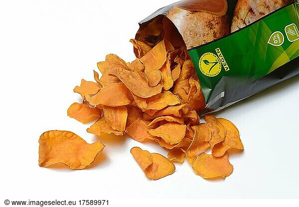 Süsskartoffel-Chips in Verpackung  Süßkartoffel