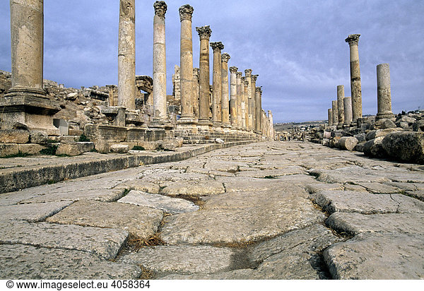 Säulengang  Jerash  Jordanien  Naher Osten