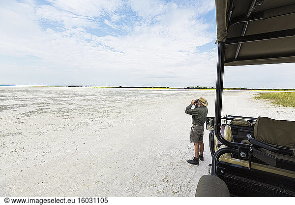 safari guide  Nxai Pan  Botswana