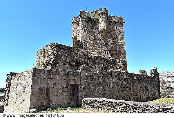 San Felices de los Gallegos  Burg (13.-14. Jahrhundert) und Mauern. Las Arribes del Duero  Provinz Salamanca  Kastilien und Leon  Spanien.