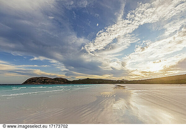 Sandstrand bei Sonnenuntergang  Westaustralien