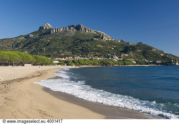 Sandstrand  Küste  Bucht von Santa Maria Navarrese  Sardinien  Italien  Europa