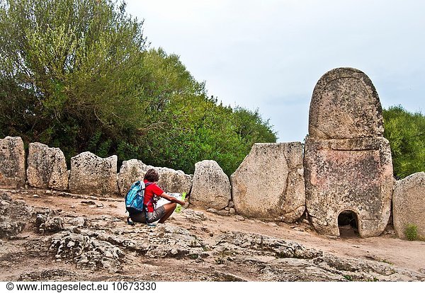 Sardinien antik Bronzezeit Hünengrab Italien Grabmal