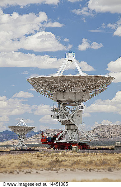 Satellitenschüsseln in der Wüste  Magdalena  New Mexico  Vereinigte Staaten