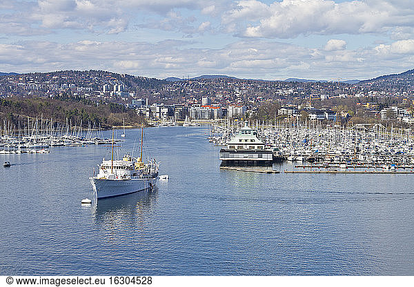 Scandinavia  Norway  Oslo  Cityview and harbour