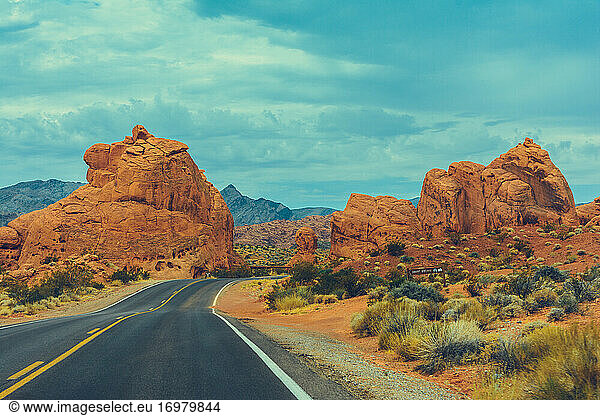 Scenic Drive  Valley of Fire State Park - United States
