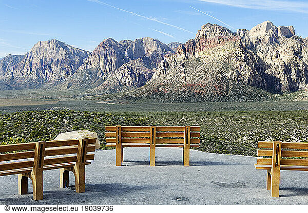 Scenic view and benches at the High Point Overlook  Red Rock Canyon National Conservation Area  Las Vegas  Nevada.
