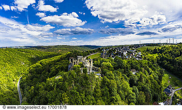 Scenic view of Burg Hohenstein  Bad Schwalbach  Rheingau-Taunus-Kreis  Hesse against cloudy sky  Germany
