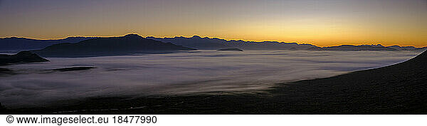 Scenic view of Langeberg mountain range at sunrise