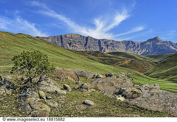 Scenic view of mountains at KwaZulu-Natal  Drakensberg  South Africa