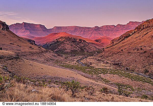 Scenic view of mountains in national park at sunrise  KwaZulu-Natal  Drakensberg  South Africa