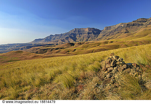 Scenic view of mountains on sunny day  KwaZulu-Natal  Drakensberg  South Africa