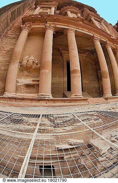 Schatzhaus Petra  neue Ausgrabung  Archäologischer Park Petra  Felsenstadt Petra  Jordanien  Kleinasien  Asien