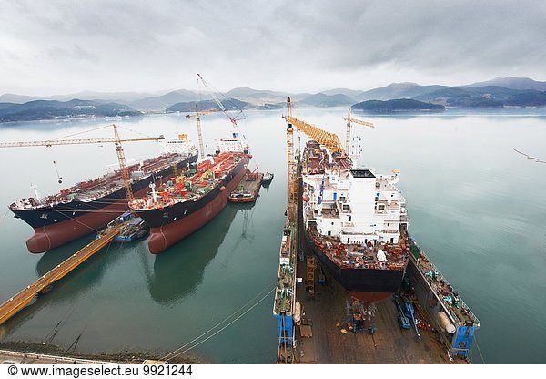 Schiffe im Hafen  erhöhte Ansicht  GoSeong-gun  Südkorea