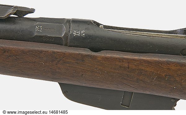 SCHUSSWAFFEN  Fusil Italien Vetterli 1871/87/16  calibre 6 5 Carcano  numÃ©ro KM3312  fabriquÃ© par l'arsenal de Terni en 1889. Avec sa baguette et sa baionnette sans fourreau. Arme dans sa finition d'origine patinÃ©e. Evolution finale du fusil Vetterli en calibre initial 10 4mm par changement du calibre en 6 5 Carcano