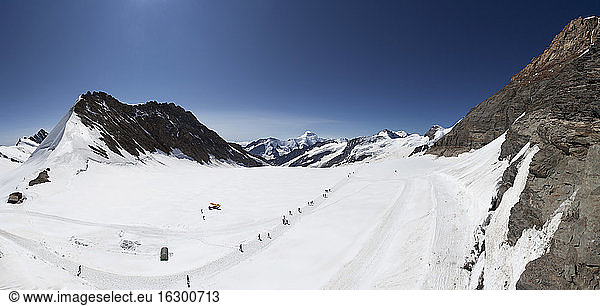 Schweiz  Berner Oberland  Aletschgletscher und Jungfraujoch