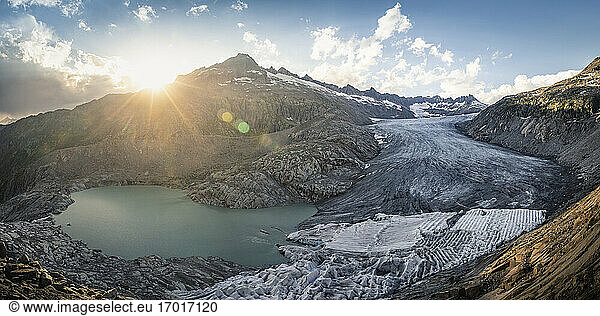 Schweiz  Wallis  Obergoms  Rhonegletscher mit Gletscherzungensee