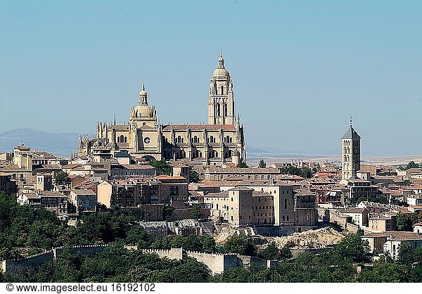 Segovia Stadt  Panoramablick. Kastilien und Leon  Spanien.