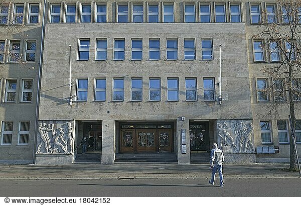Senatsverwaltung für Stadtentwicklung und Wohnen  Senatsverwaltung für Umwelt  Verkehr und Klimaschutz  Fehrbelliner Platz  Wilmersdorf  Charlottenburg-Wilmersdorf  Berlin  Deutschland  Europa