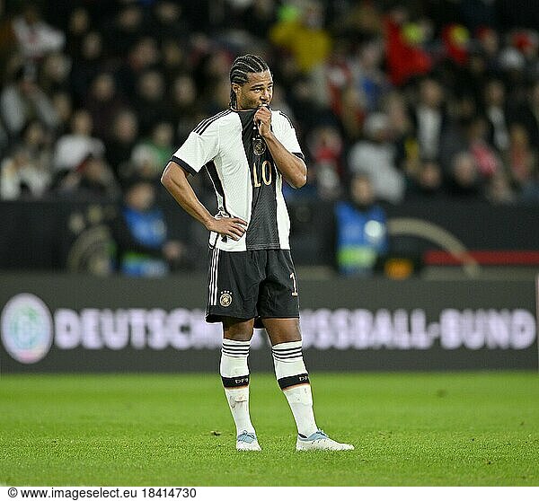 Serge Gnabry GER nachdenklich  enttäuscht  Geste  Gestik  Länderspiel  MEWA Arena  Mainz  Rheinland-Pfalz  Deutschland  Europa